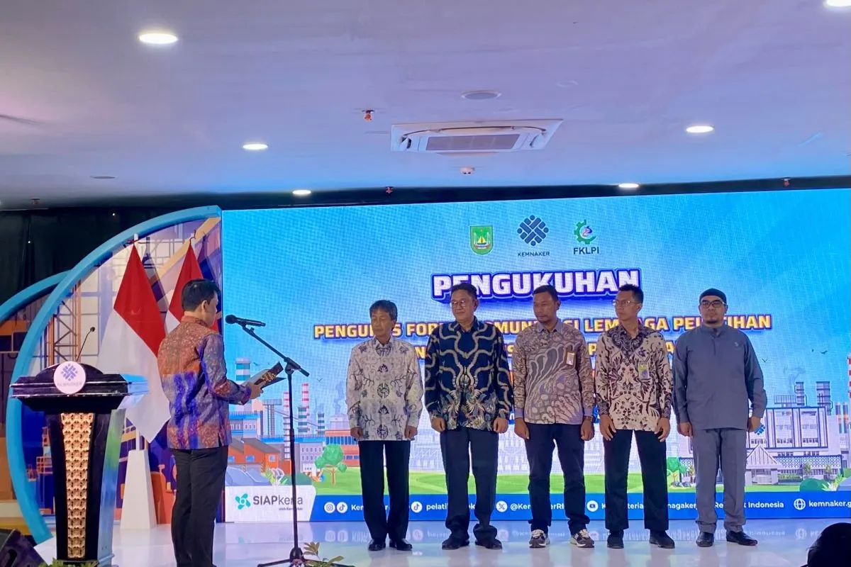 kemnaker-tingkatkan-kualitas-sdm-di-batam-jadikan-kota-ini-sebagai-percontohan